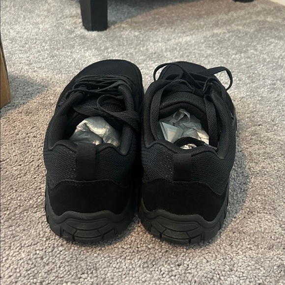 New In Box
Men's Hobibear Barefoot Minimalist Black Lace Up
Sneakers - Picture 3 of 6